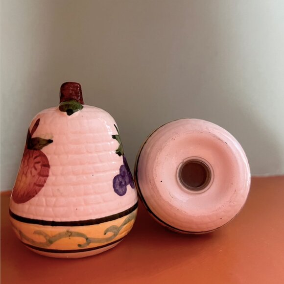 Vintage Handpainted Pear Shaped Salt & Pepper Shakers with Apples & Grapes - Picture 4 of 9